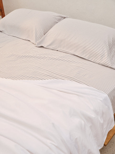 SÁBANA AJUSTABLE + FUNDA DE ALMOHADA DE BAMBÚ RAYADO 400 HILOS