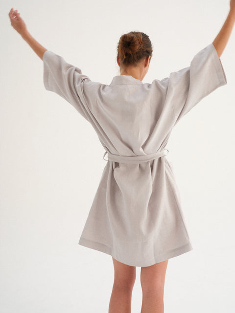 KIMONO DE LINO COLOR GRIS